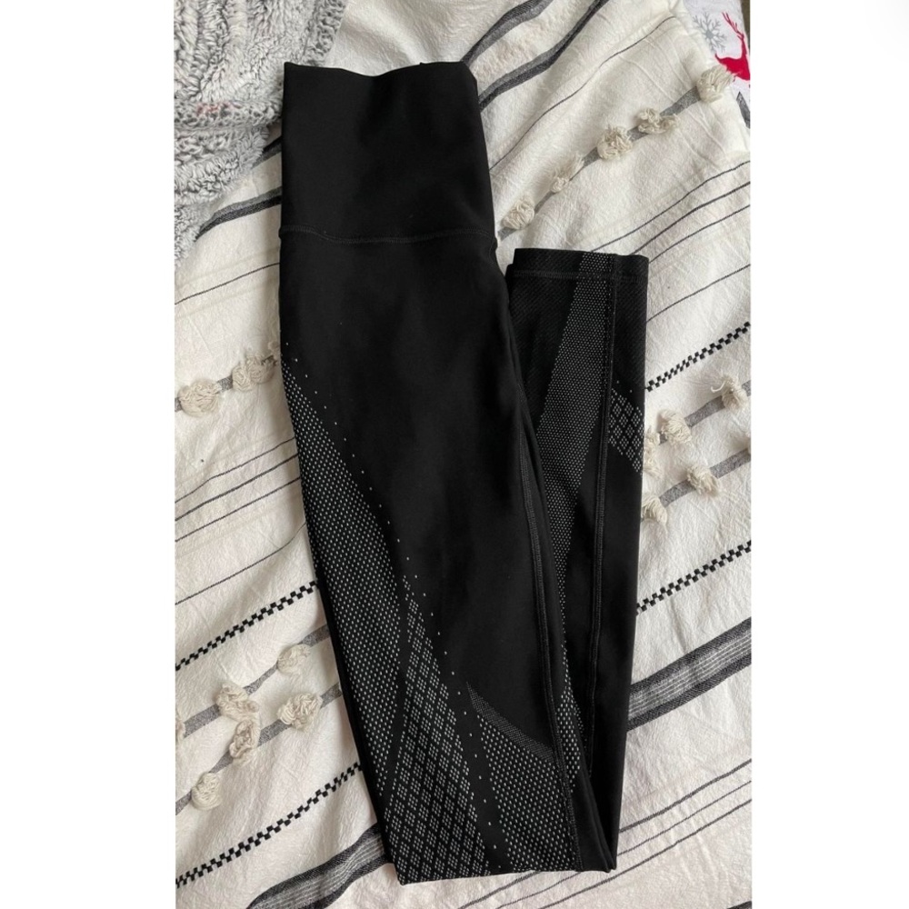 Lululemon leggings - Picture 2 of 5